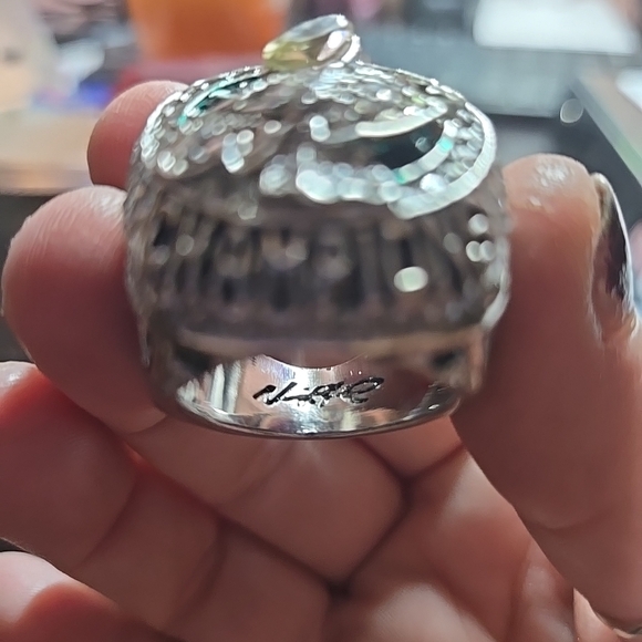 Eagles Championship ring rep. - Picture 7 of 16